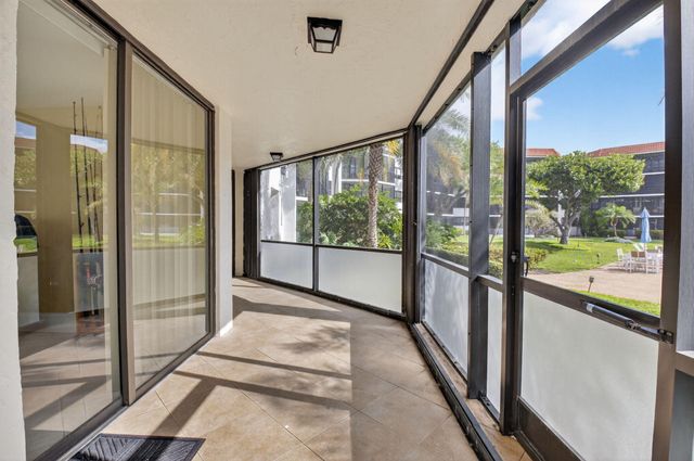 800 Jeffery Street 111, Boca Raton, FL 33487