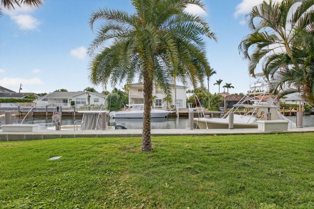 800 Jeffery Street 111, Boca Raton, FL 33487