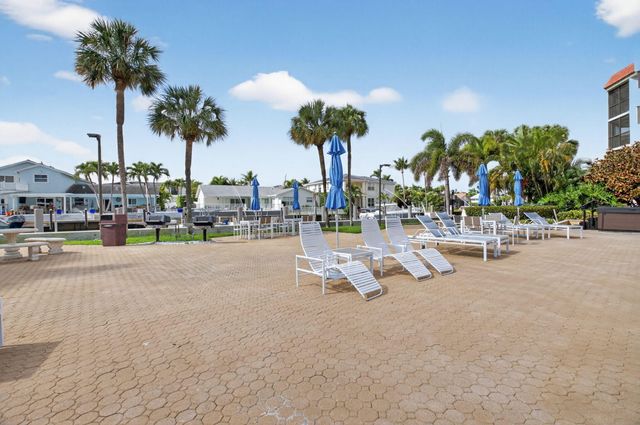 800 Jeffery Street 111, Boca Raton, FL 33487