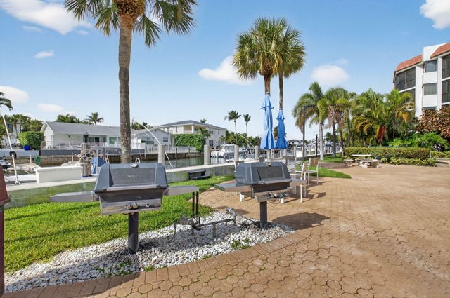 800 Jeffery Street 111, Boca Raton, FL 33487