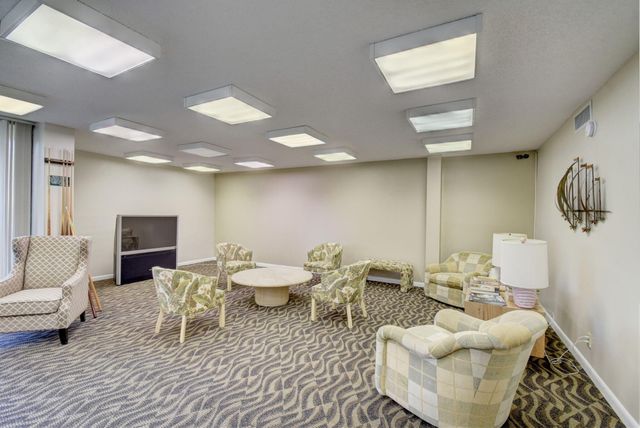 800 Jeffery Street 111, Boca Raton, FL 33487