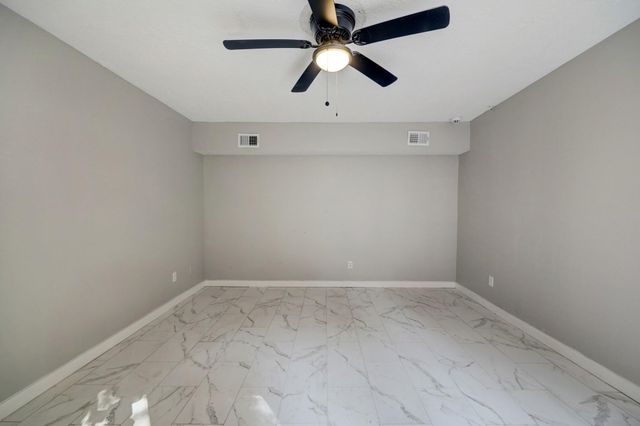 20019 Legend Oak Drive, Humble, TX 77346