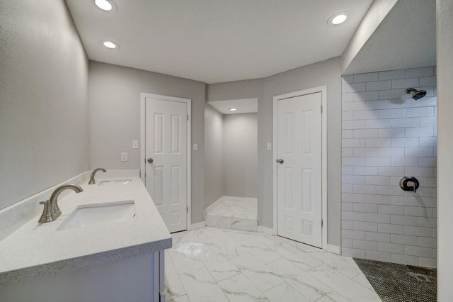 20019 Legend Oak Drive, Humble, TX 77346