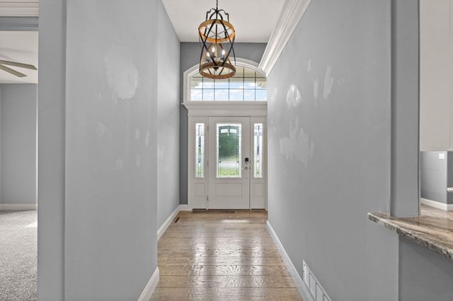 1350 Treviso Bay Drive, Valparaiso, IN 46385