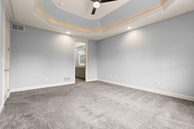 1350 Treviso Bay Drive, Valparaiso, IN 46385