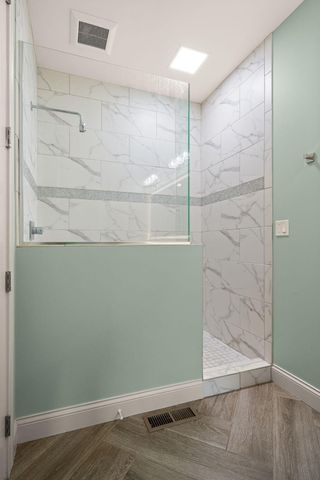 1350 Treviso Bay Drive, Valparaiso, IN 46385