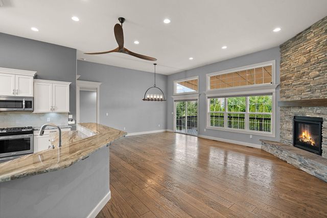 1350 Treviso Bay Drive, Valparaiso, IN 46385