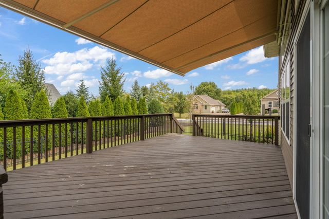 1350 Treviso Bay Drive, Valparaiso, IN 46385