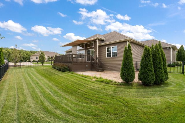 1350 Treviso Bay Drive, Valparaiso, IN 46385