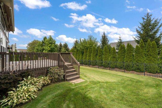 1350 Treviso Bay Drive, Valparaiso, IN 46385