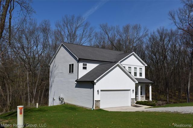 16255 Catalpa Ridge Drive, Holly Township, MI 48442
