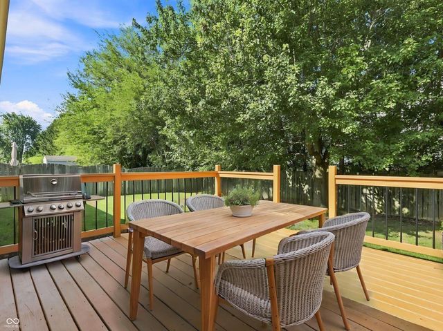 444 E Pine Ridge Drive, Westfield, IN 46074