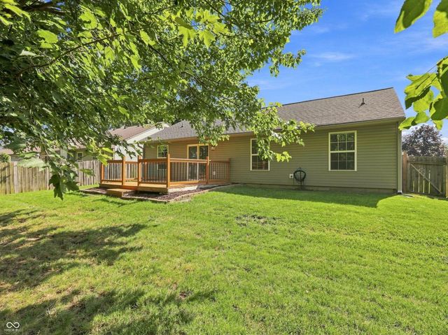 444 E Pine Ridge Drive, Westfield, IN 46074