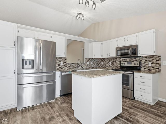 444 E Pine Ridge Drive, Westfield, IN 46074