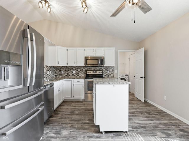 444 E Pine Ridge Drive, Westfield, IN 46074