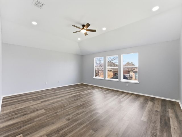 137 Heritage Drive, Crowley, TX 76036