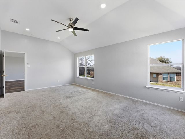 137 Heritage Drive, Crowley, TX 76036