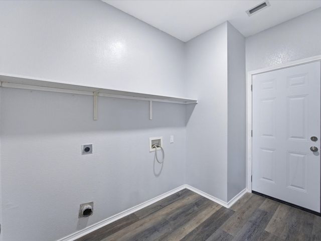 137 Heritage Drive, Crowley, TX 76036