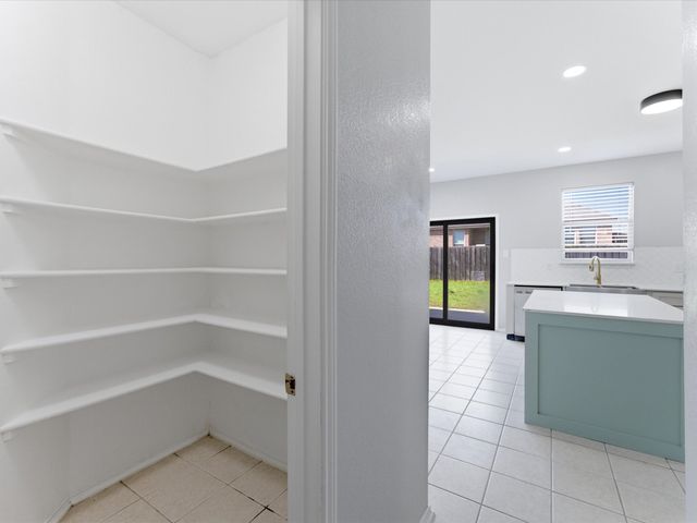 137 Heritage Drive, Crowley, TX 76036