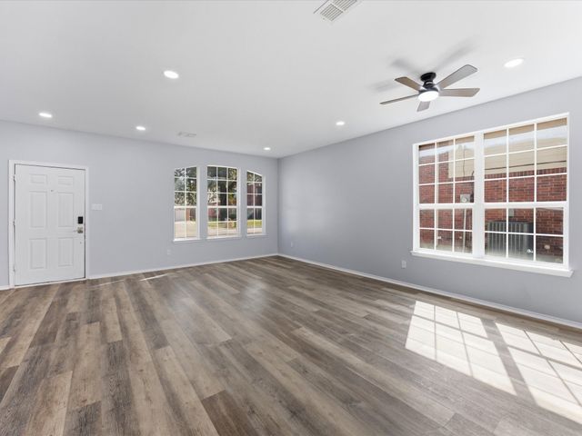 137 Heritage Drive, Crowley, TX 76036