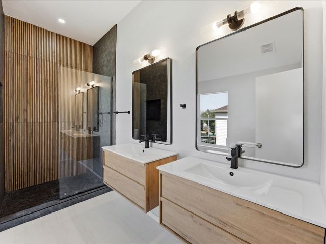 137 Heritage Drive, Crowley, TX 76036