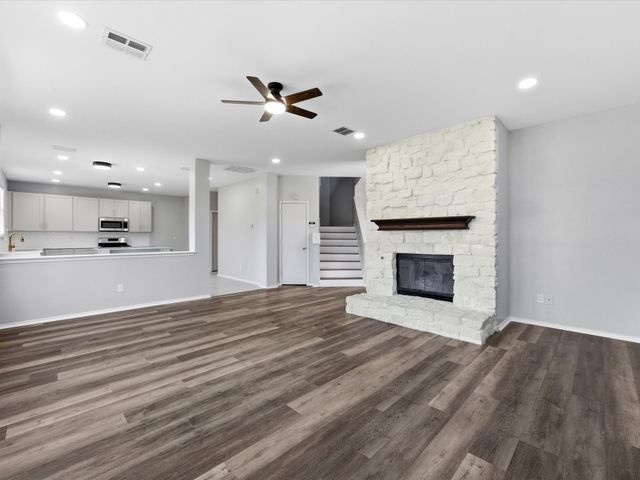 137 Heritage Drive, Crowley, TX 76036