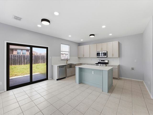 137 Heritage Drive, Crowley, TX 76036