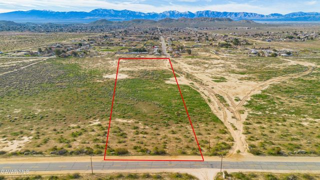 15800 E Avenue M, Lake Los Angeles, CA 93535