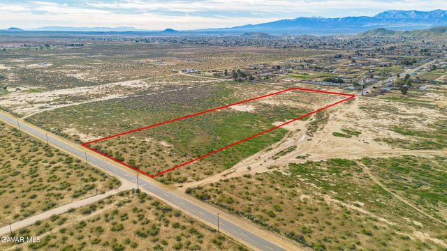 15800 E Avenue M, Lake Los Angeles, CA 93535