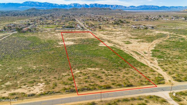 15800 E Avenue M, Lake Los Angeles, CA 93535