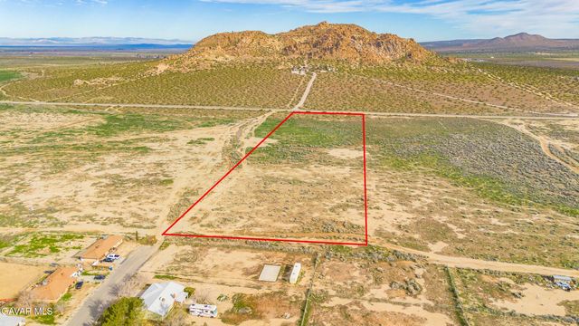 15800 E Avenue M, Lake Los Angeles, CA 93535