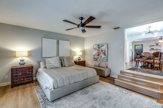 185 Bryn Mawr, San Antonio, TX 78209