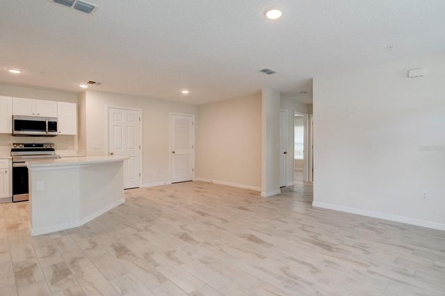 829 E WILDMERE AVENUE 103, Longwood, FL 32750