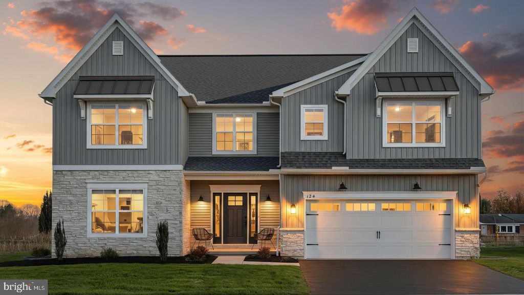 124 MORNING DR, Ephrata, PA 17522