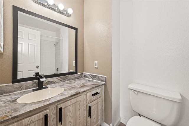 1920 Augusta Drive 7, Houston, TX 77057