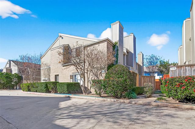 1920 Augusta Drive 7, Houston, TX 77057