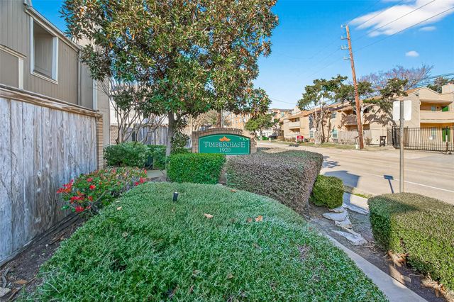 1920 Augusta Drive 7, Houston, TX 77057