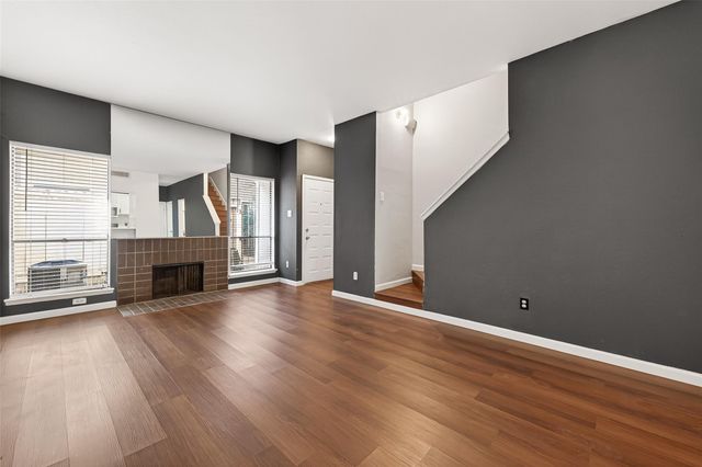 1920 Augusta Drive 7, Houston, TX 77057