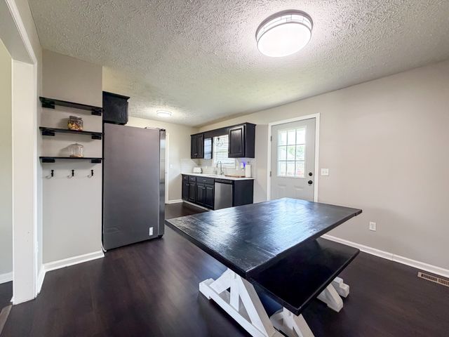 45 Jamison Ct, Manchester, TN 37355