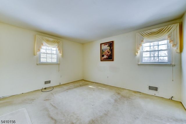 1366 Spur Ct, Bridgewater Twp., NJ 08807