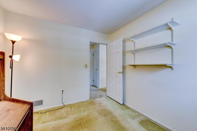 1366 Spur Ct, Bridgewater Twp., NJ 08807