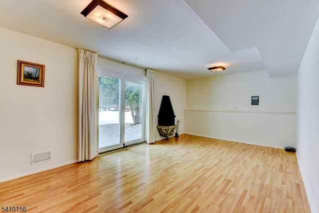 1366 Spur Ct, Bridgewater Twp., NJ 08807