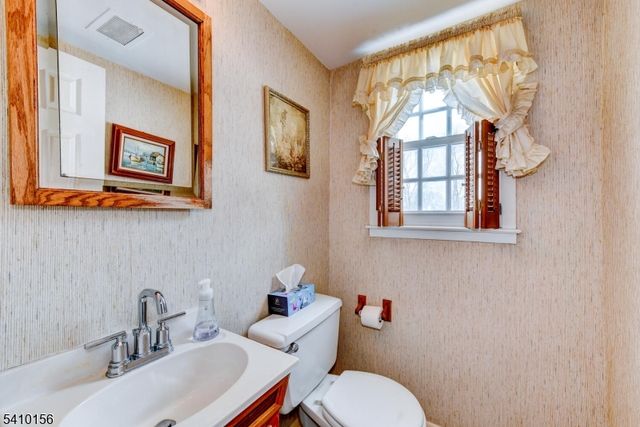 1366 Spur Ct, Bridgewater Twp., NJ 08807