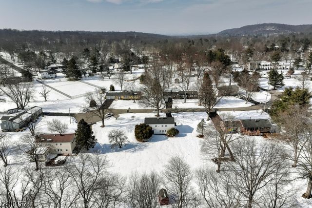 1366 Spur Ct, Bridgewater Twp., NJ 08807