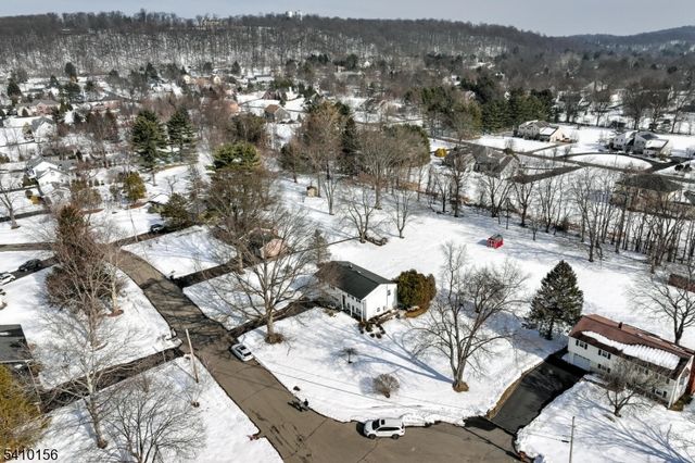 1366 Spur Ct, Bridgewater Twp., NJ 08807