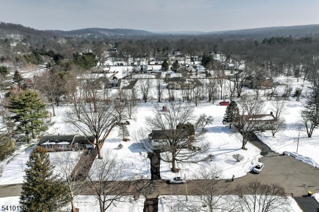 1366 Spur Ct, Bridgewater Twp., NJ 08807