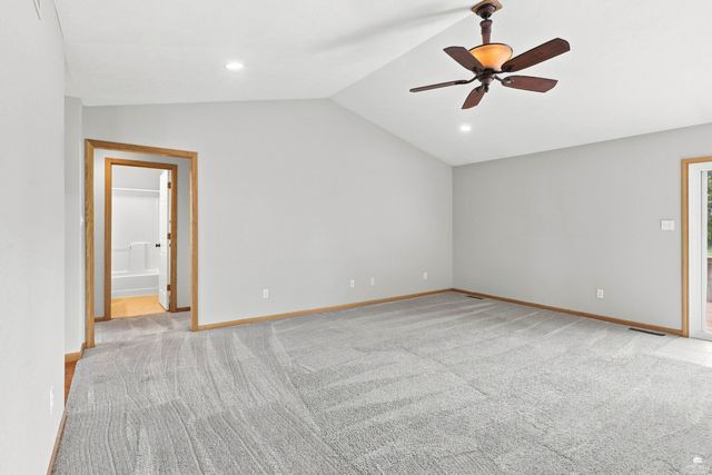 4016 Bald Eagle Drive, Manhattan, KS 66502