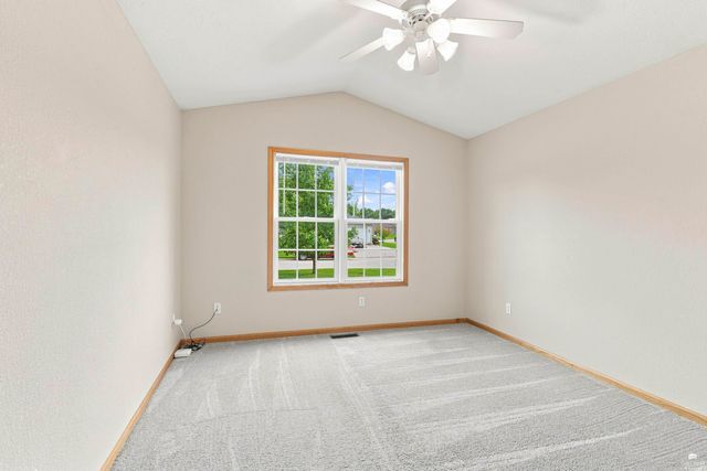 4016 Bald Eagle Drive, Manhattan, KS 66502