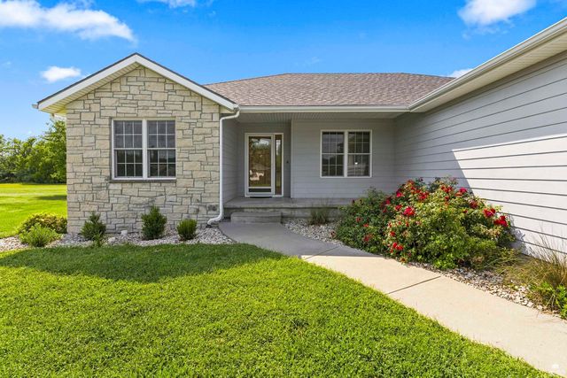 4016 Bald Eagle Drive, Manhattan, KS 66502