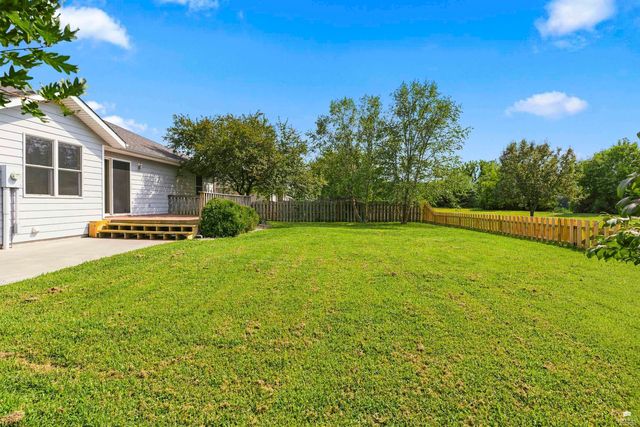 4016 Bald Eagle Drive, Manhattan, KS 66502